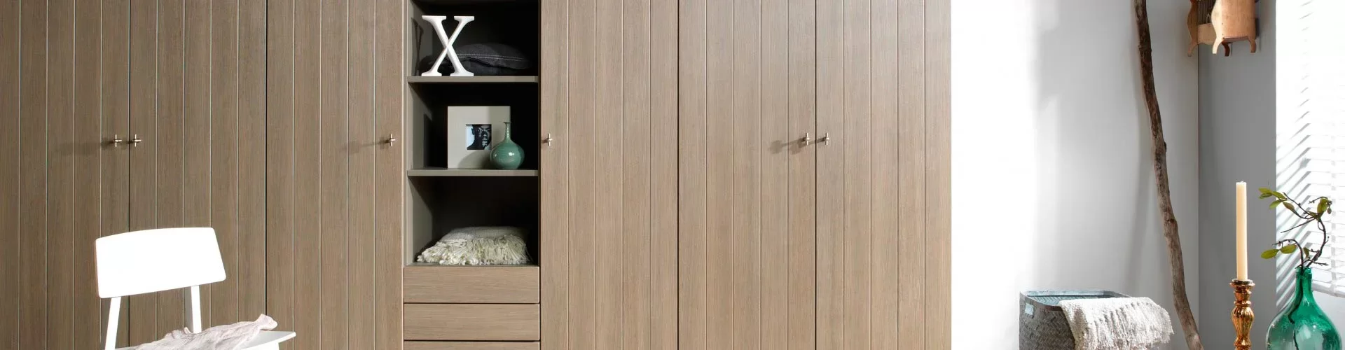 978-maatwerkkasten_draaideurkast-header.webp 978-maatwerkkasten_draaideurkast-header.webp